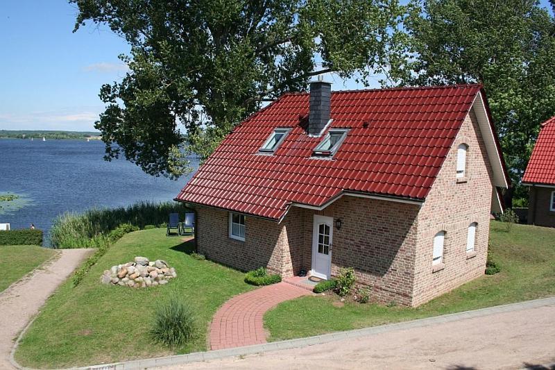 Blick Aufn See Sternberg Exteriör bild
